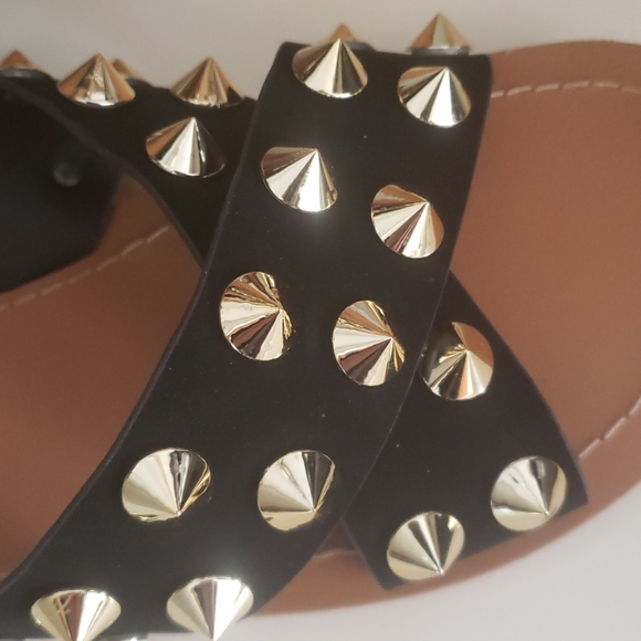 black sandles - Picture 3 of 4